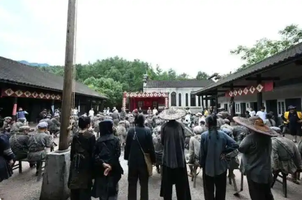 【转】爱奇艺重大革命历史题材电视剧《伟大的长征》开机座谈会举行