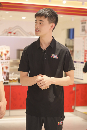 【转】9.9元爬岳麓山起家,他把2万变200万!湖南卫视这档节目今晚开播