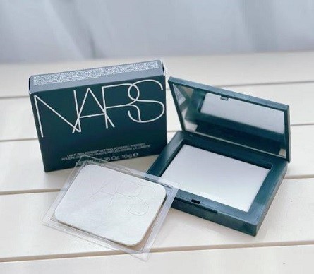 消费降级挖到宝!NARS大白饼真的香