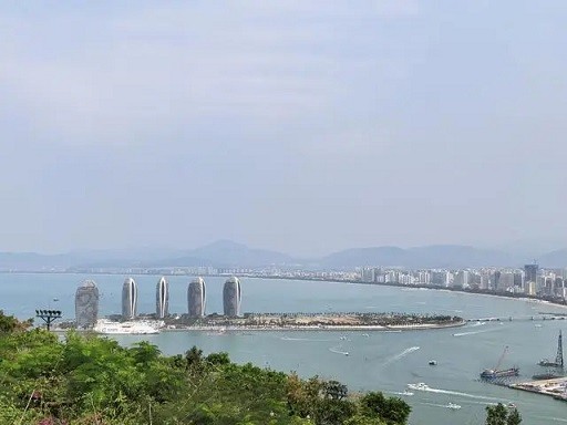 【转】海南游记:三亚的帆船港与鹿回头